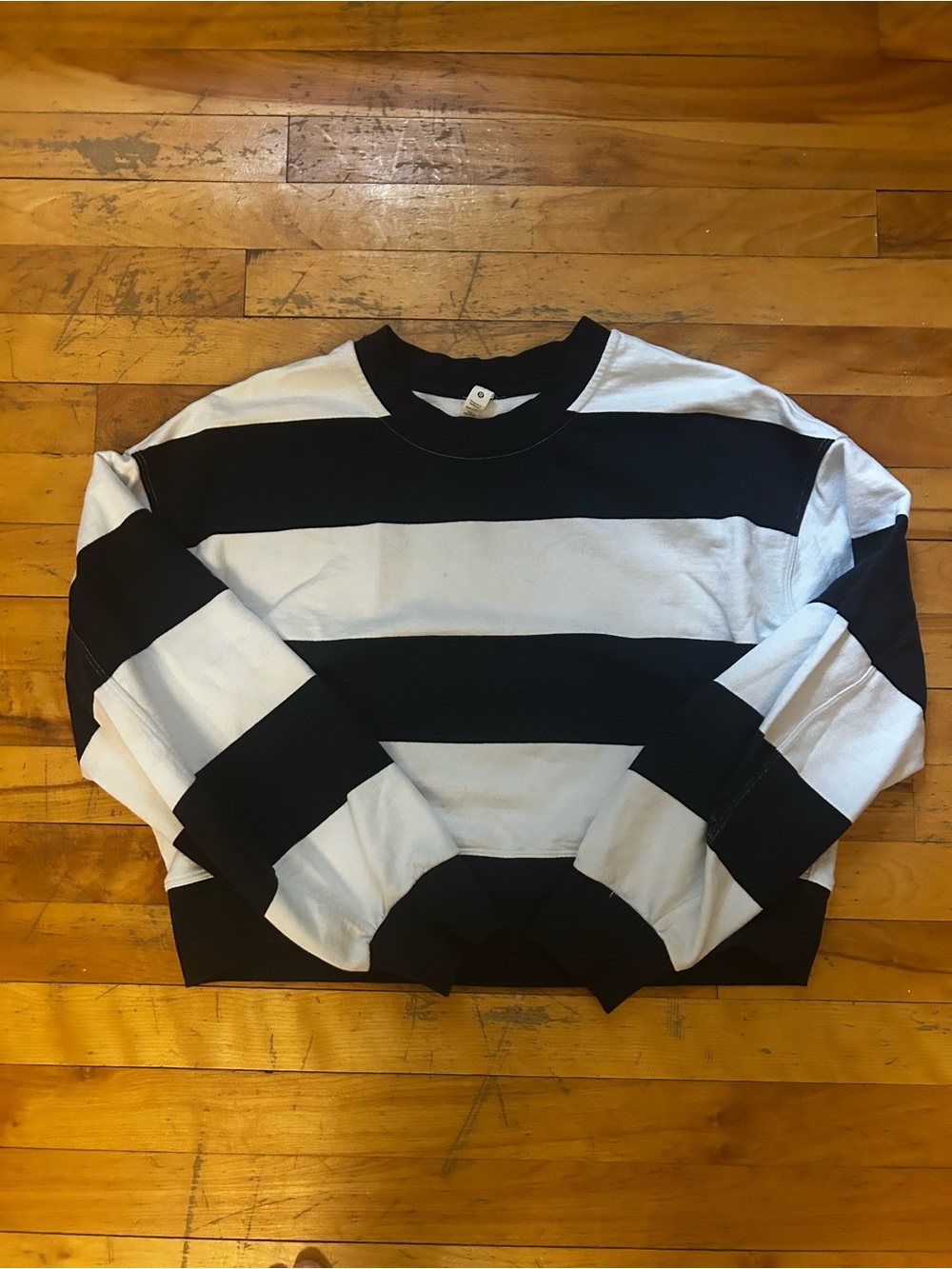 Lululemon Navy & White Striped cropped Crewneck Sweatshirt - Women's